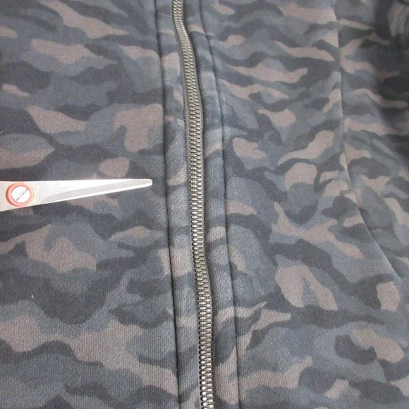 Lululemon Women's Scuba Fleece Hoodie Jacket Full Zip Camo Size 8 Deep Coal 662 - Picture 12 of 15